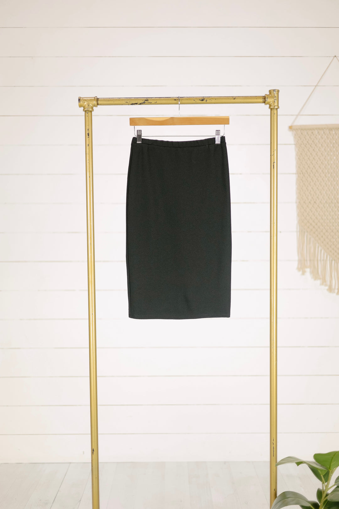 Lennox Bubble Crepe Pencil Skirt- Black