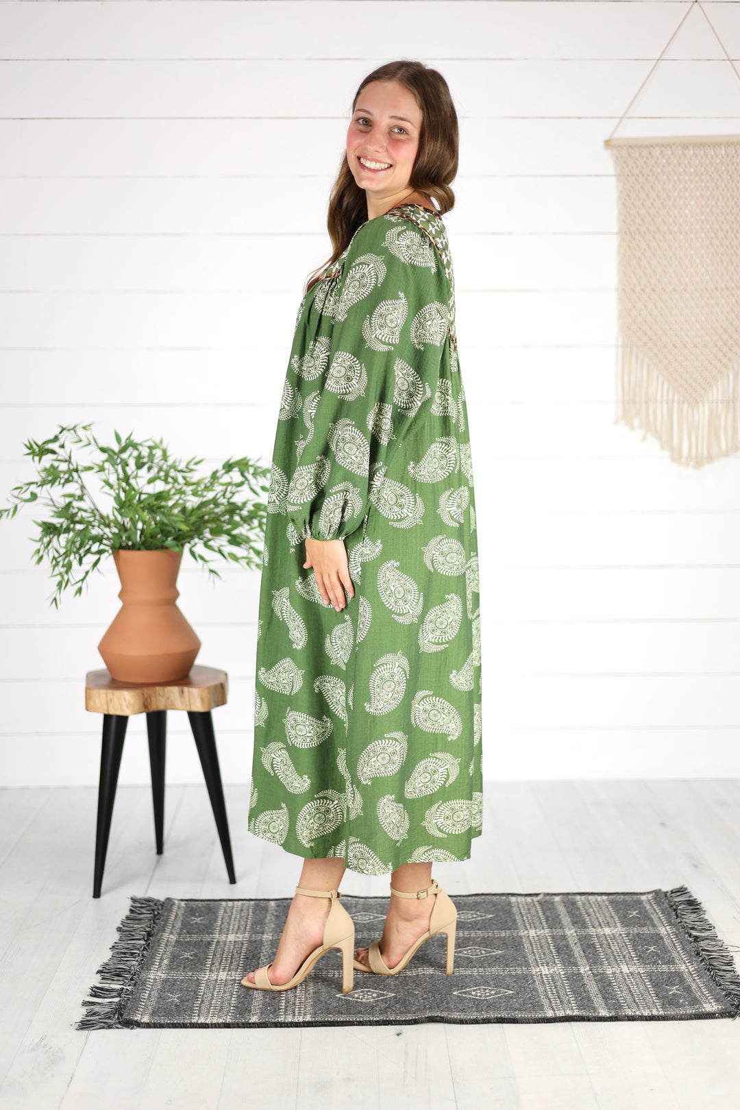Elena Paisley Print Midi Dress- Green