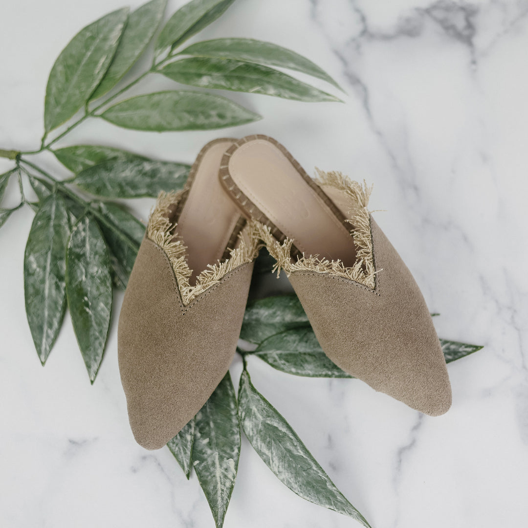 Yasmine Flats - Taupe/Final Sale