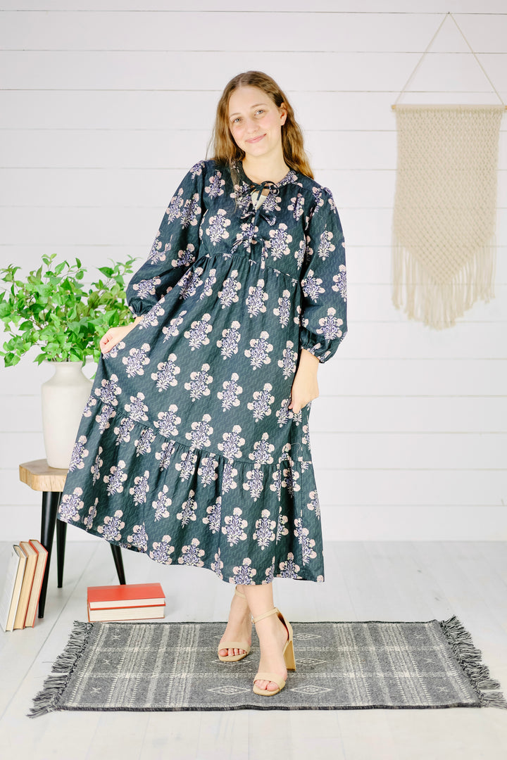 Rachelle Floral Midi Dress- Black