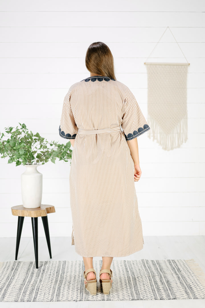 Davie Embroidered Midi Dress- Mocha