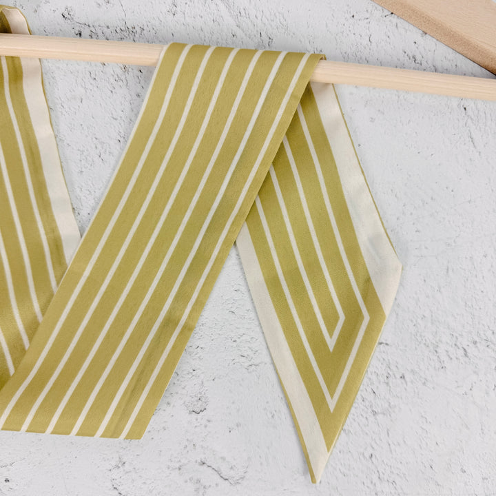 Courtlyn Skinny Scarf – Chartreuse