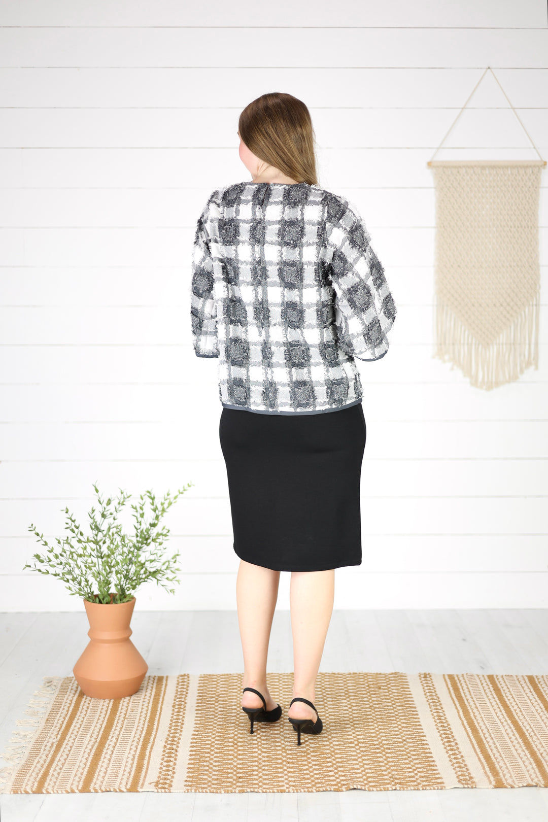 Bevelyn  Textured Check Top- Charcoal