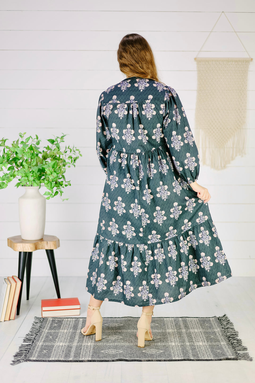 Rachelle Floral Midi Dress- Black