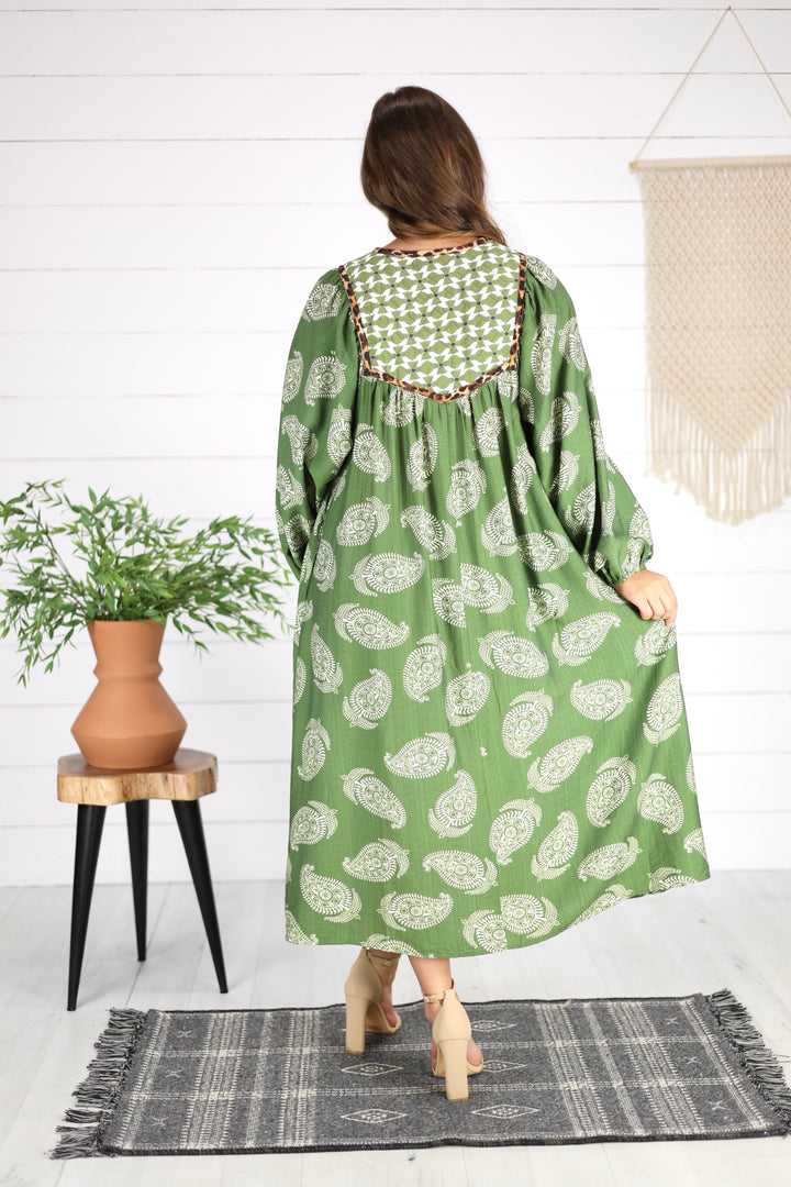 Elena Paisley Print Midi Dress- Green