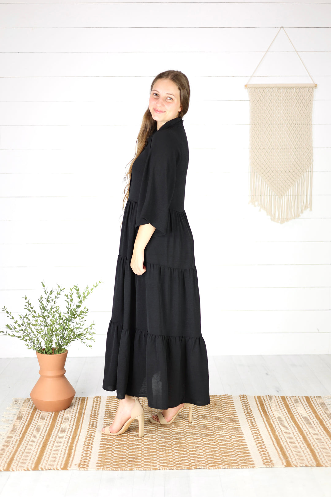 Frankie Rose Midi Dress- Black