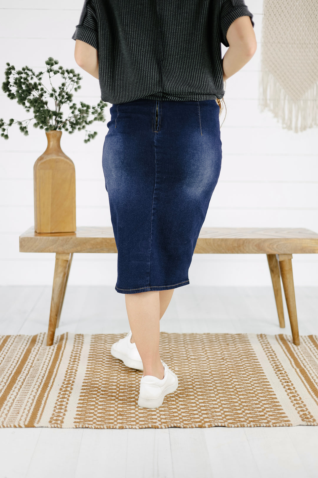 Teryn Denim Skirt - Dk. Indigo