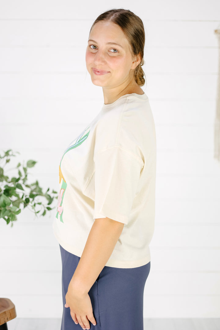 Dilly Dally Cropped Tee- Cream