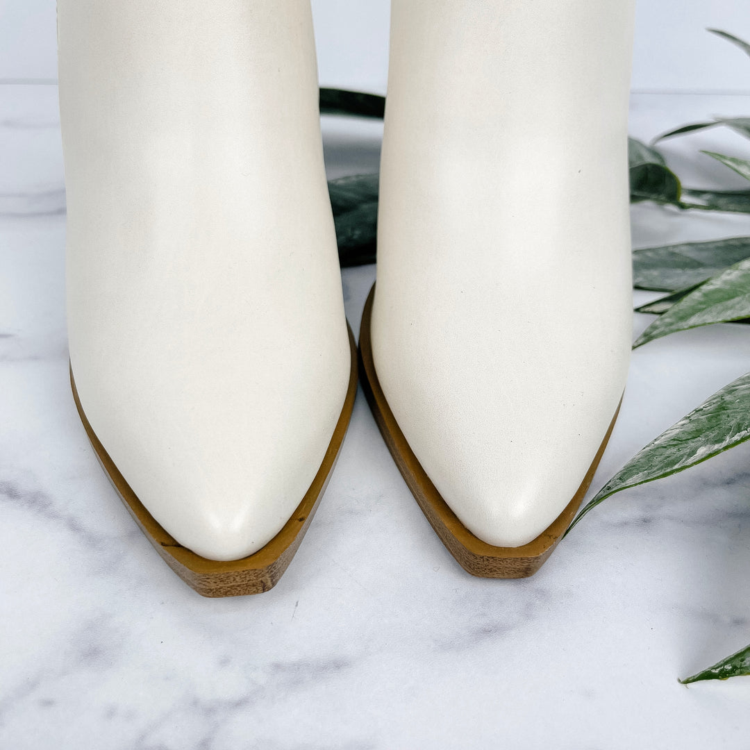Montgomery Boots - Off White