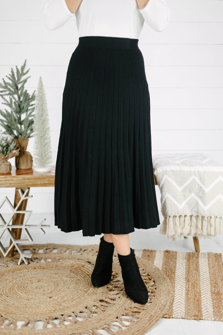 Adelia Pleated Sweater Skirt- Black