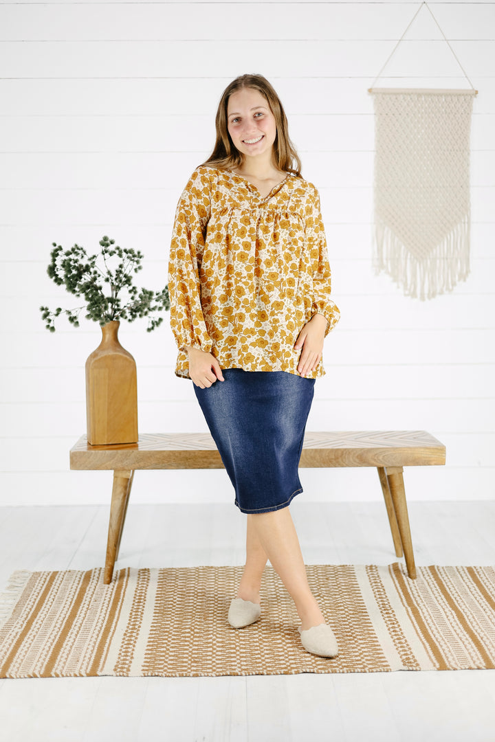 Mallorie Floral Top-Cream