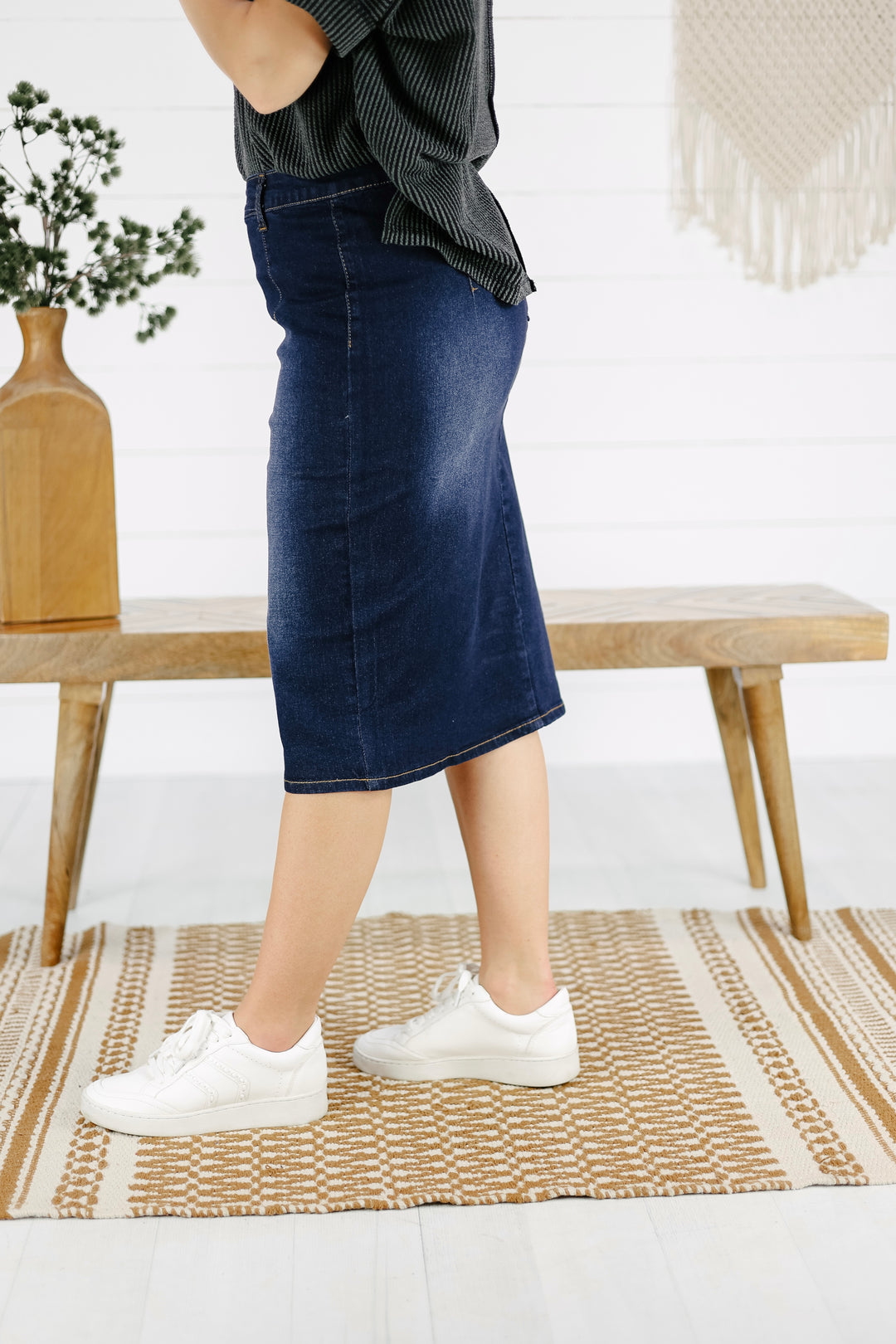 Teryn Denim Skirt - Dk. Indigo