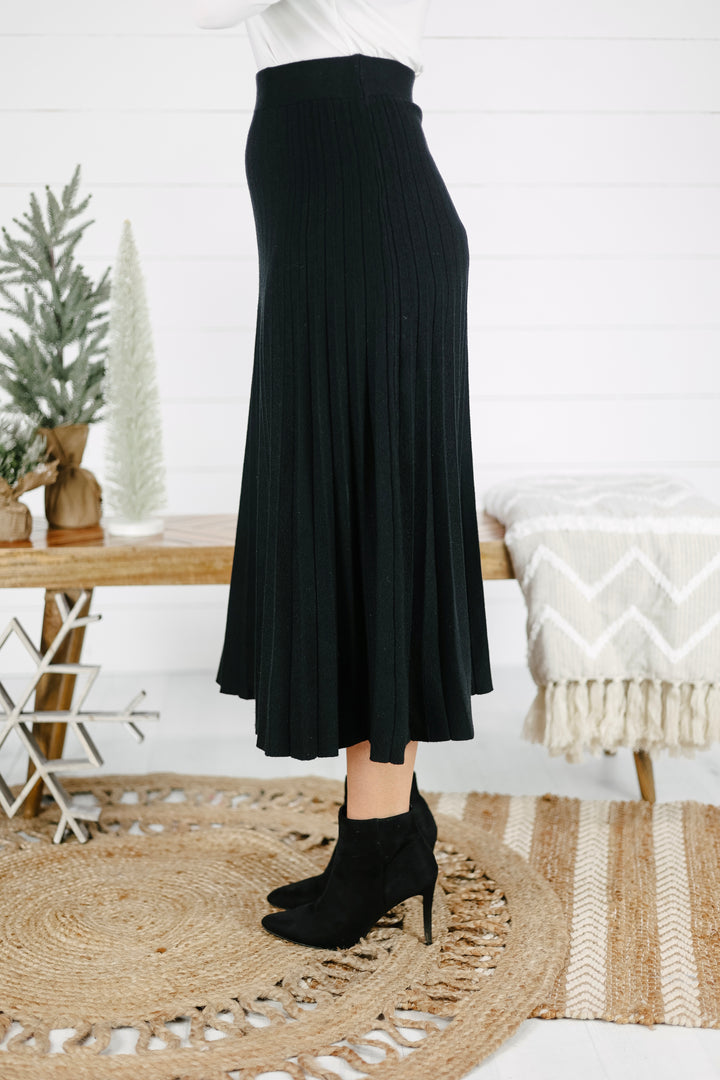 Adelia Pleated Sweater Skirt- Black
