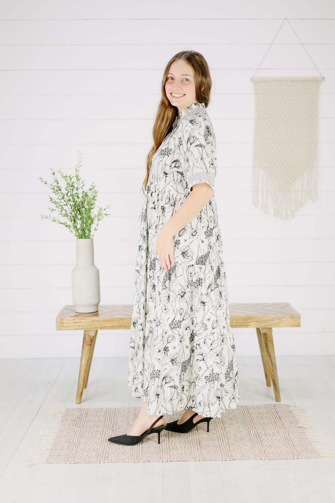 Lindsey Floral Maxi Dress- Black
