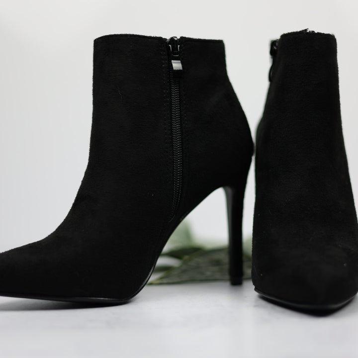 Yvette Boots - Black