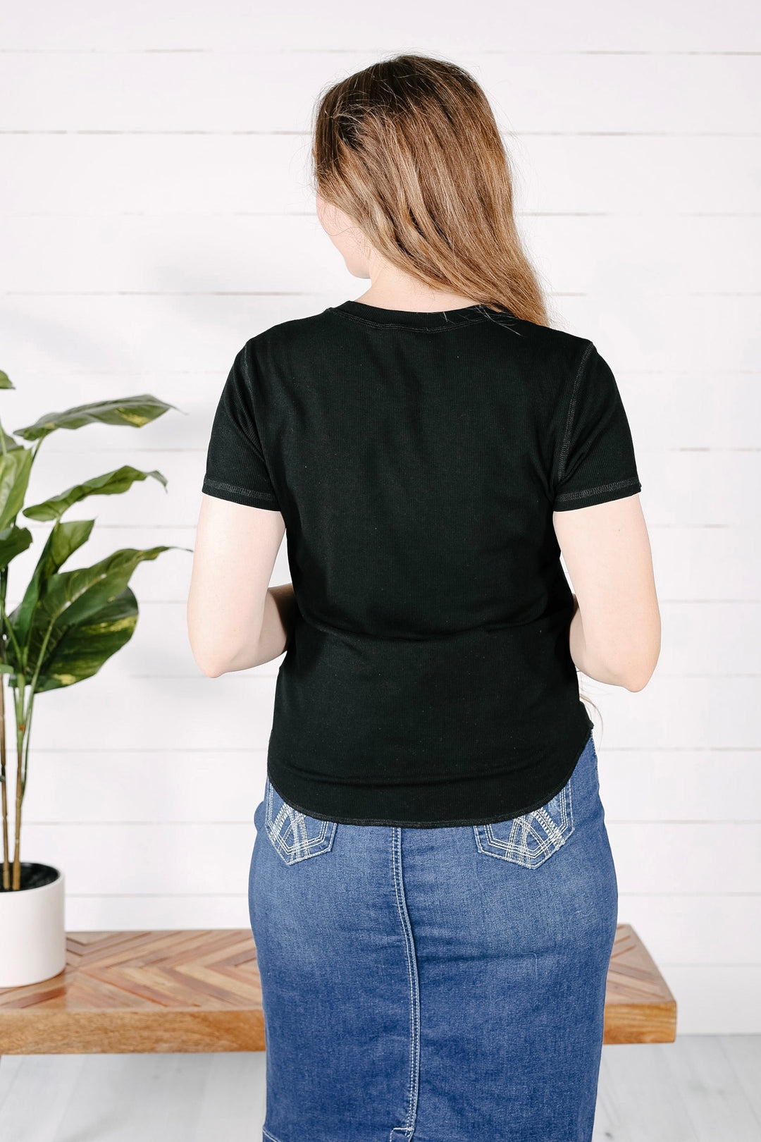 Lain T-Shirt - Black