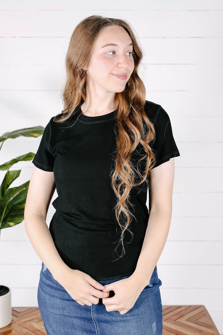 Lain T-Shirt - Black